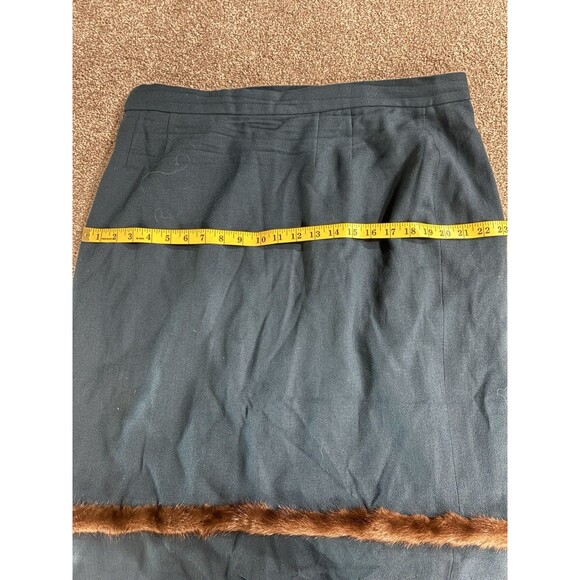Lily & Taylor Wool Skirt 20 Blue Fur Trim Hem Vintage Mod Style Made USA - Picture 7 of 7